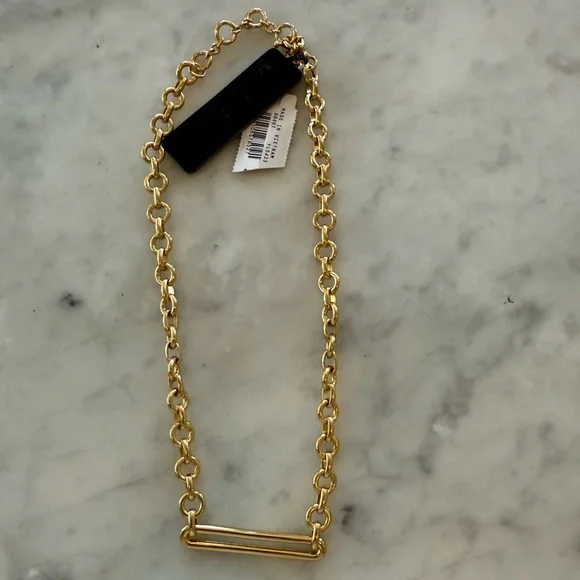 Chic Gold Chain Necklace with Bar Accent. Brand new, never worn - Picture 2 of 2